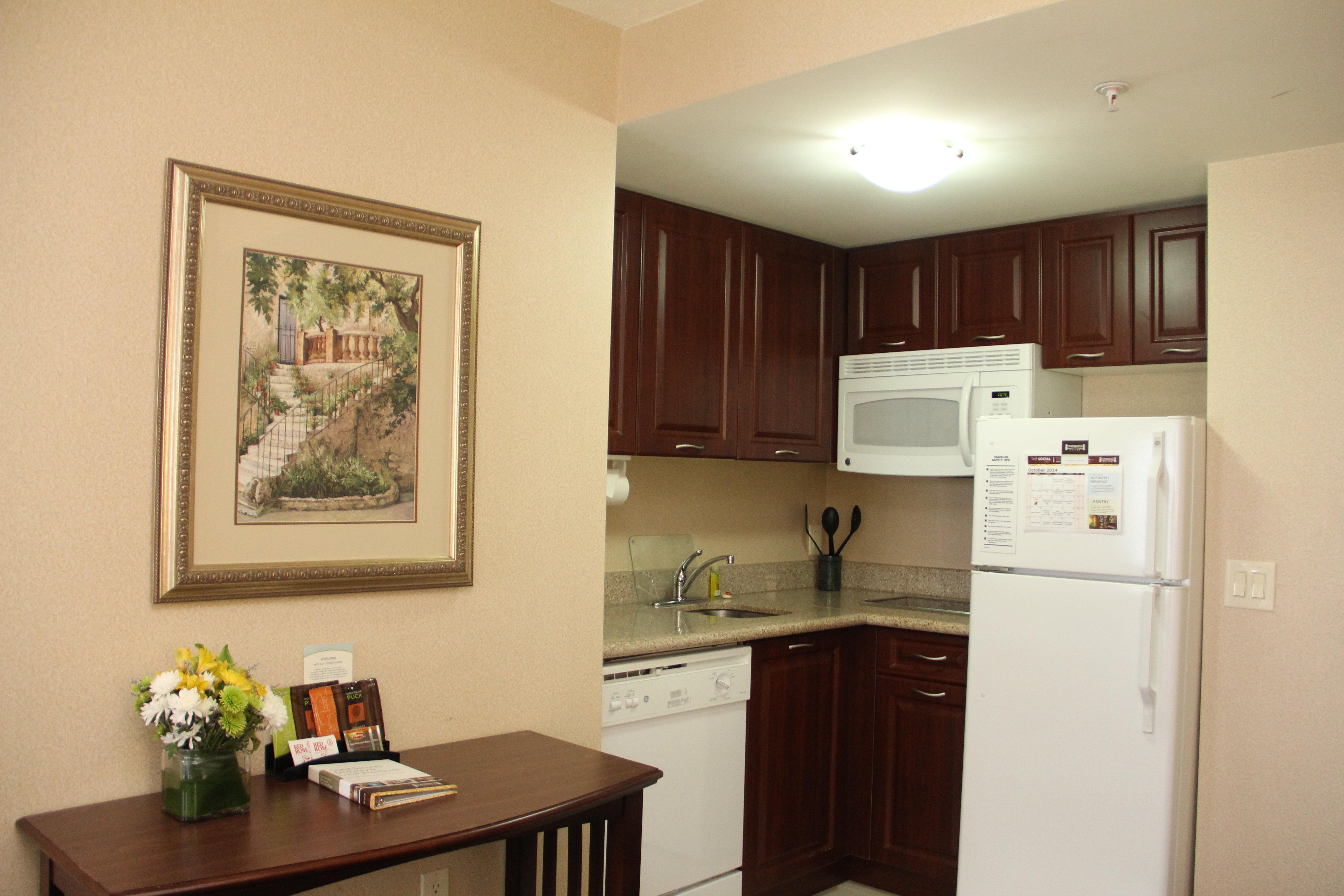 Staybridge By Ihg Hotel 3*