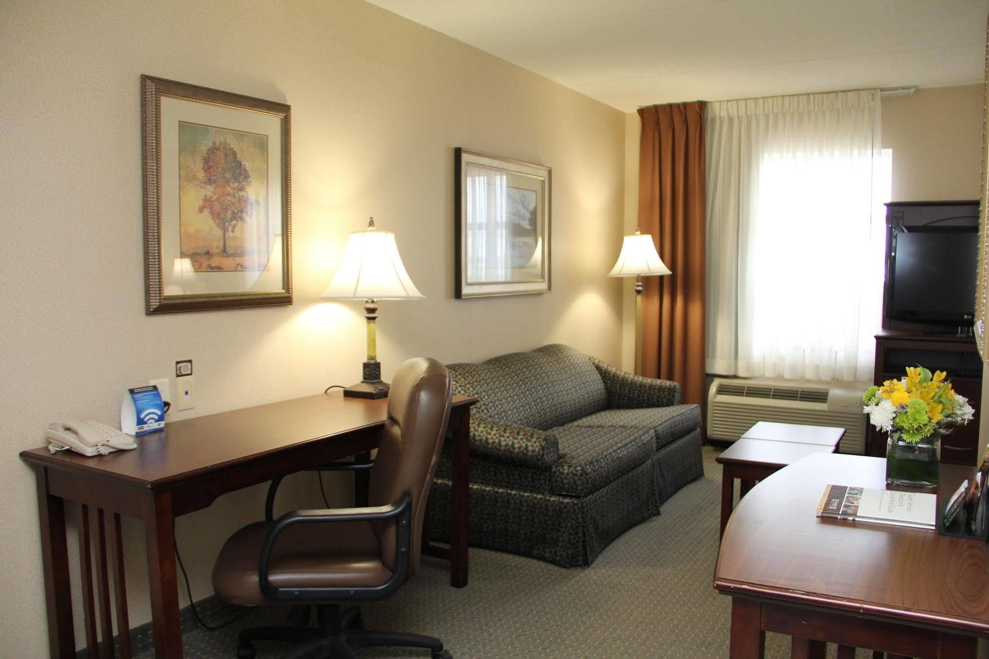 Staybridge By Ihg Hotel