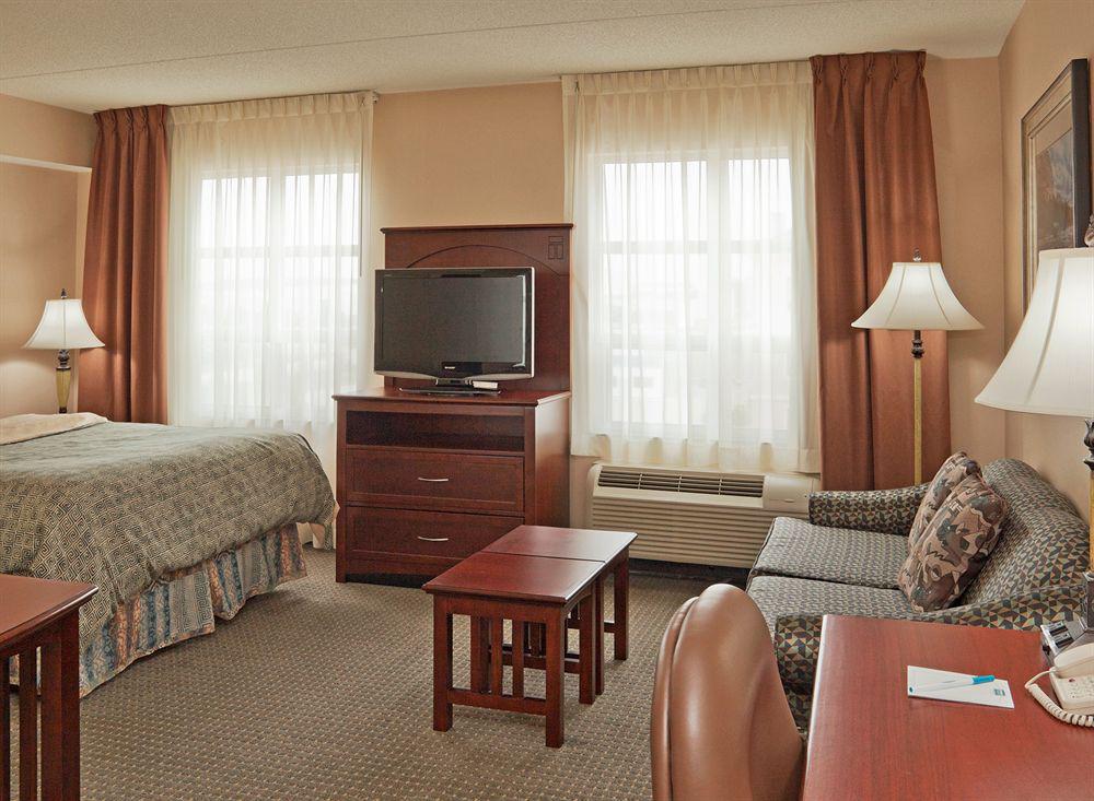 Staybridge By Ihg Hotel